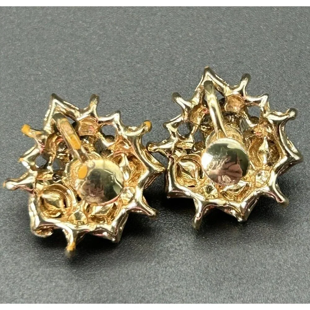 Vintage Coro Brooch & Screw Back Earrings Emerald Color Stone Faux Pearl Cluster